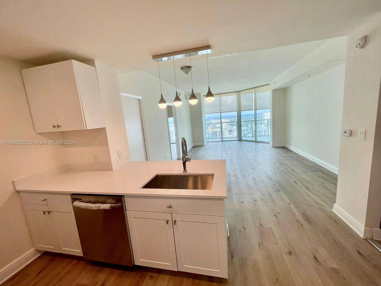 Quantum on the bay For Sale | Unit #3416