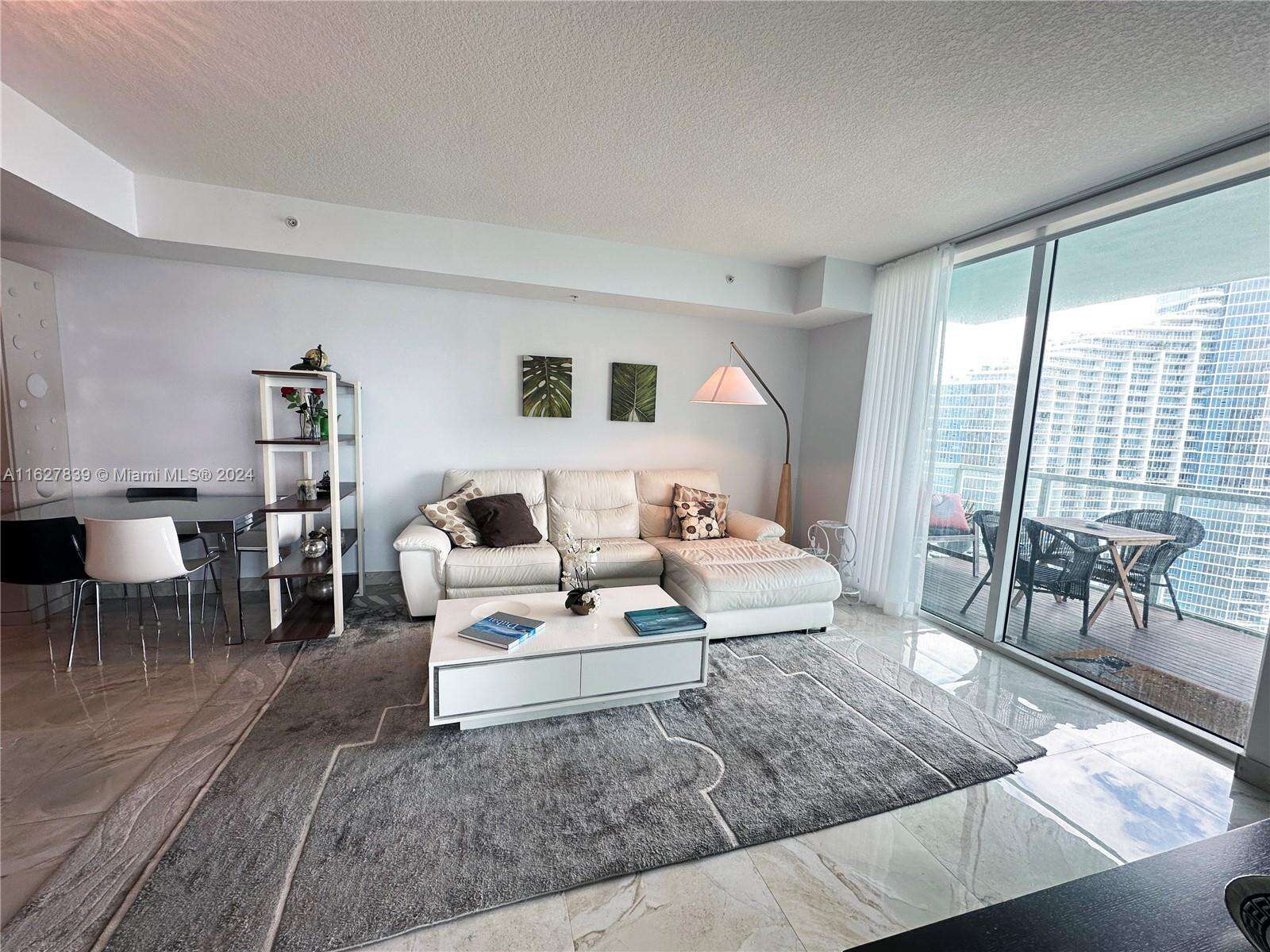 Quantum on the bay For Rent | Unit #3315